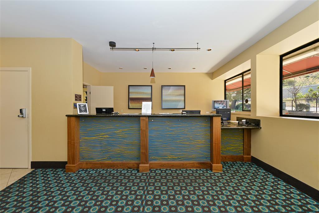Motel 6 San Diego - Mission Valley المظهر الداخلي الصورة